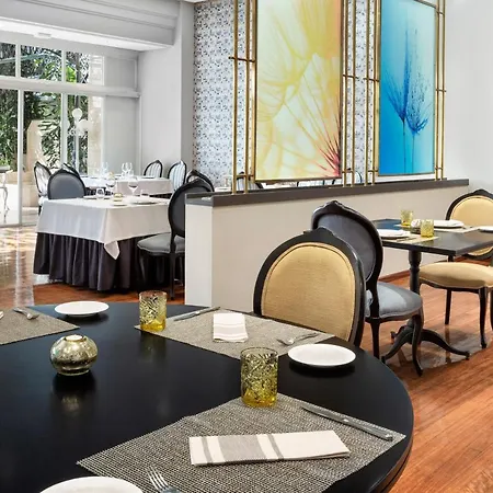 Melia Maria Pita Hotel 4*