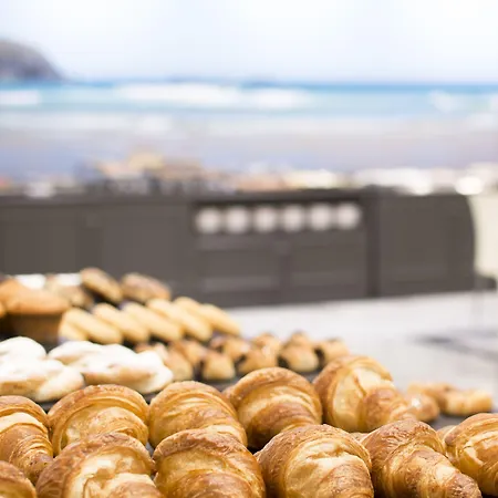 Meliá Maria Pita Hotel