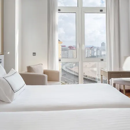 Hotel Meliá Maria Pita 4*