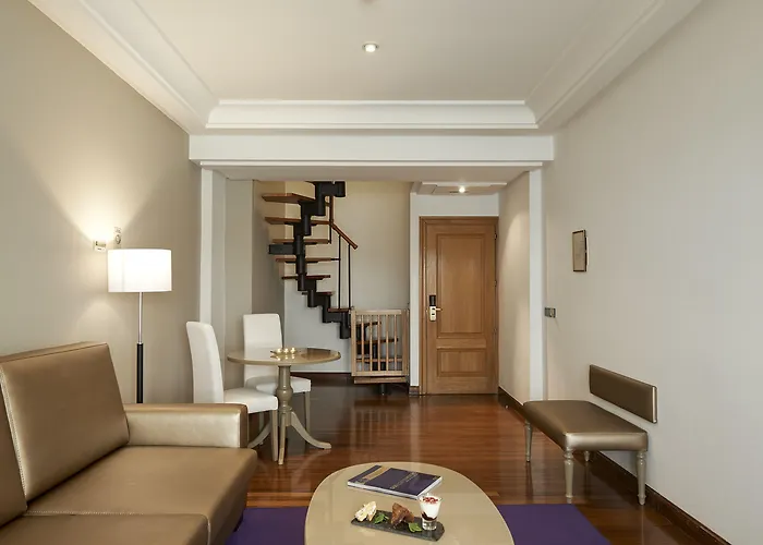 מלון Melia Maria Pita 4*