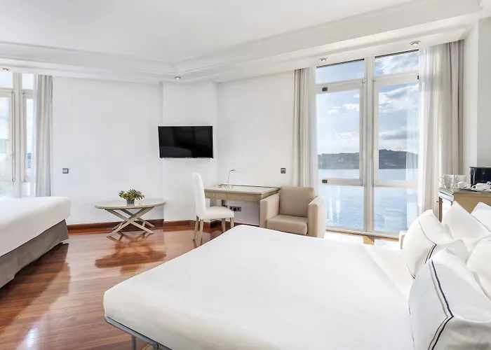 Melia Maria Pita מלון 4*