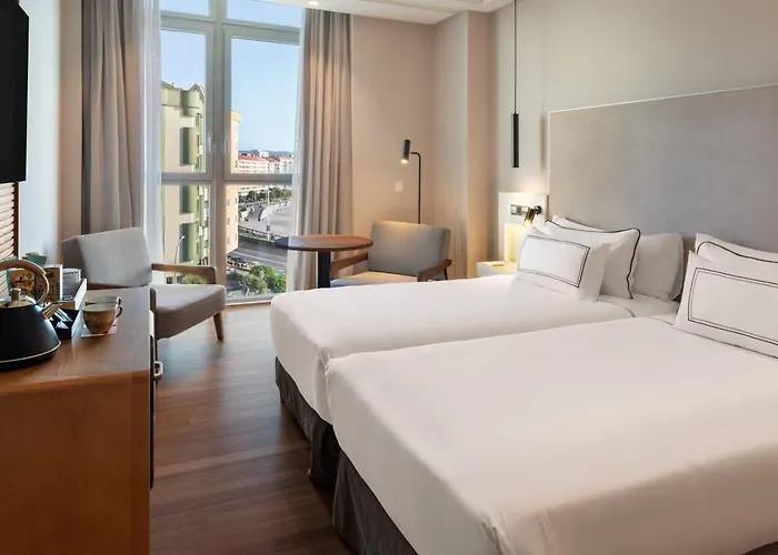 מלון Melia Maria Pita 4*